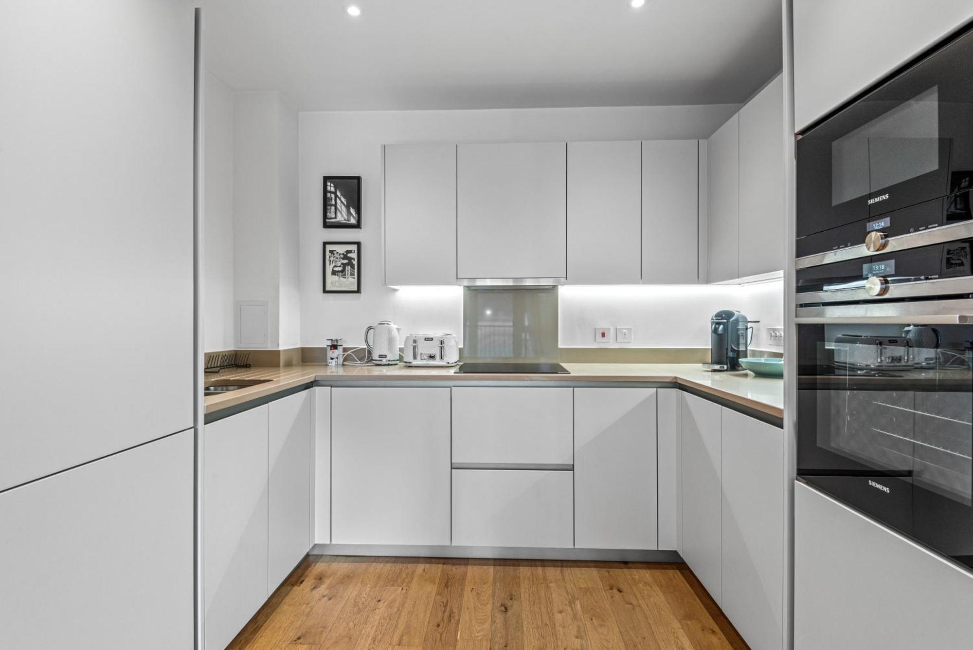 לונדון Londwell, Heart Of Notting Hill, Balcony Suite Luxury מראה חיצוני תמונה