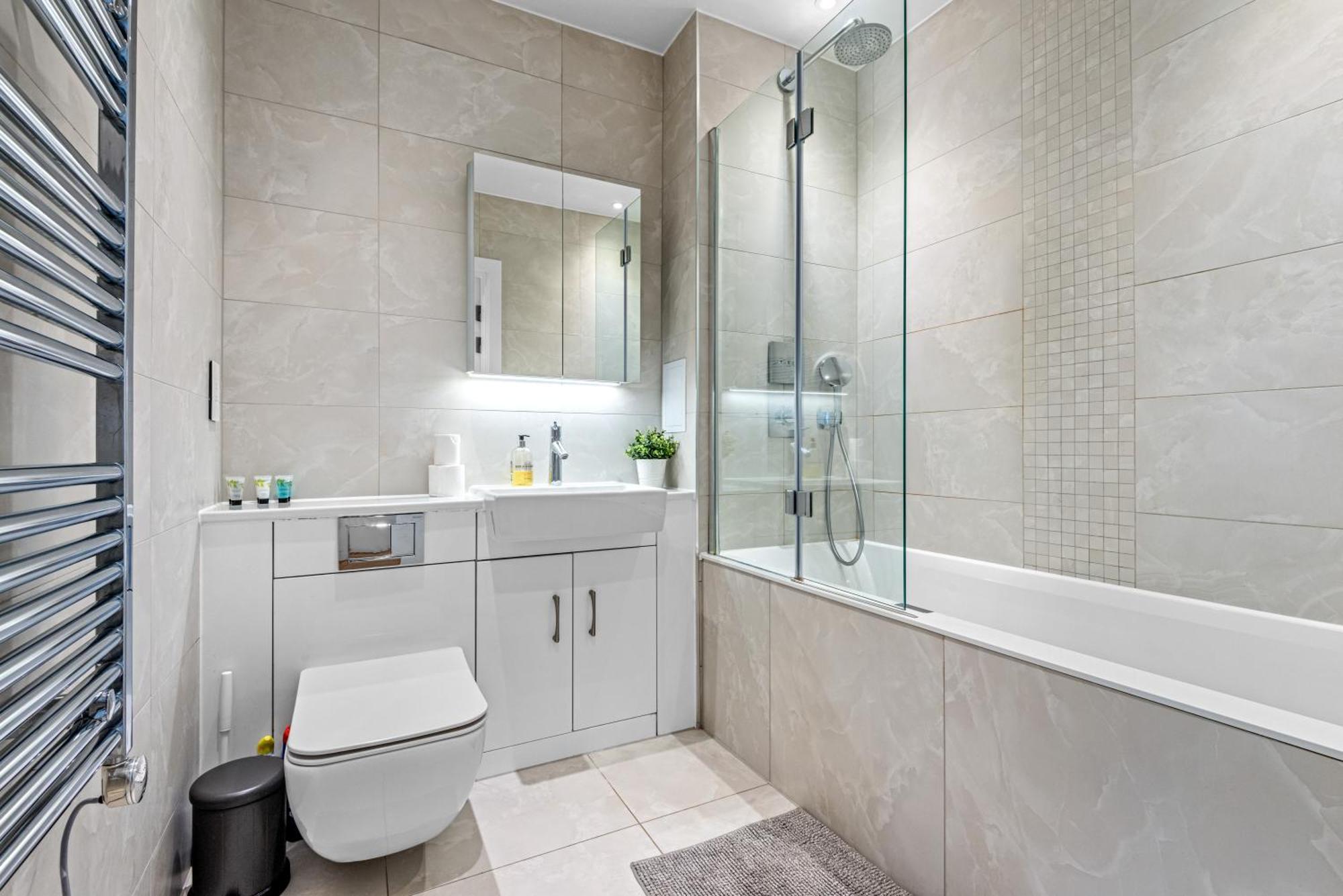 לונדון Londwell, Heart Of Notting Hill, Balcony Suite Luxury מראה חיצוני תמונה