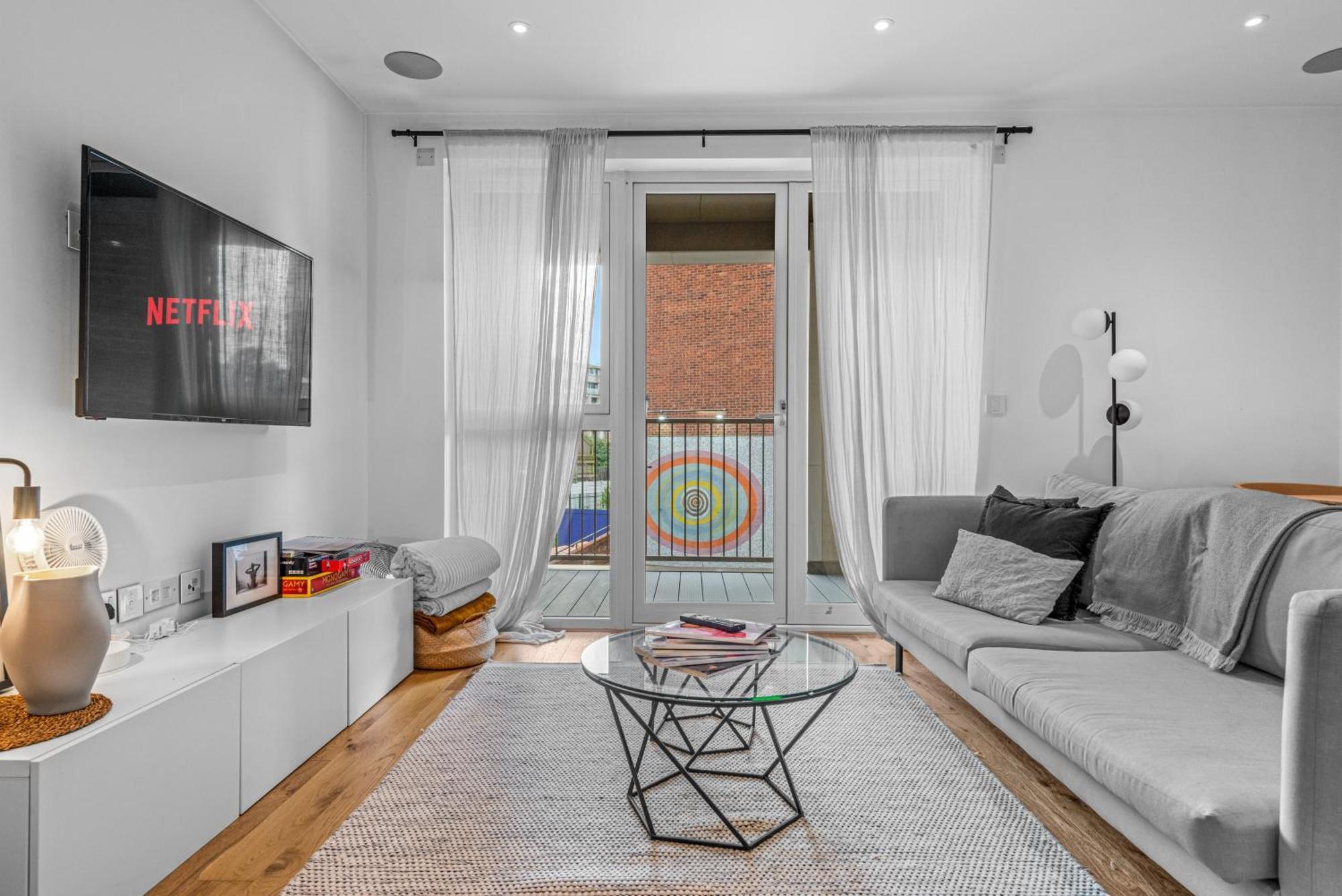 לונדון Londwell, Heart Of Notting Hill, Balcony Suite Luxury מראה חיצוני תמונה